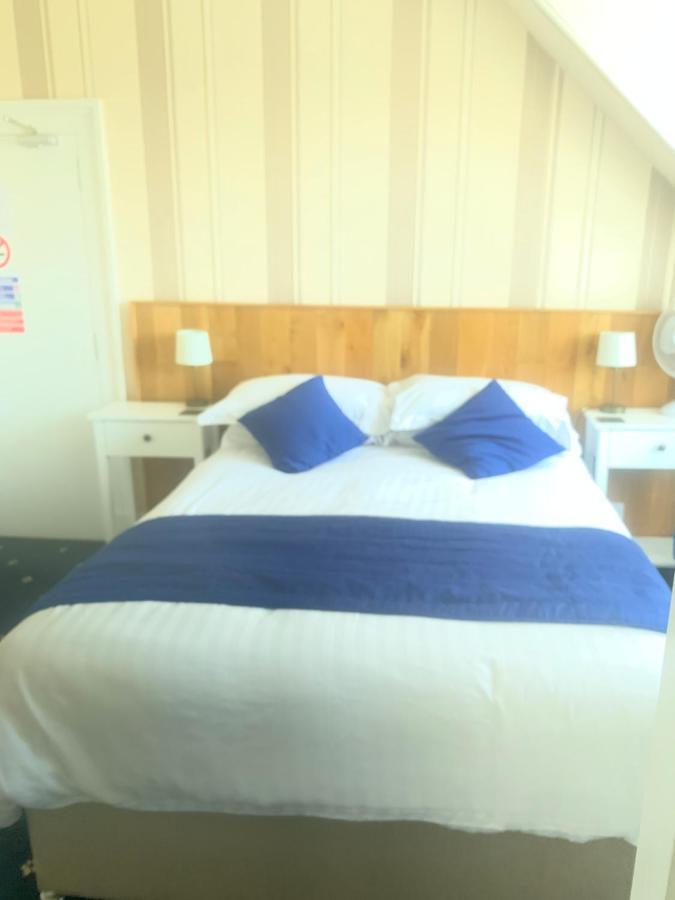 Burnett Arms Otel Inverurie Dış mekan fotoğraf