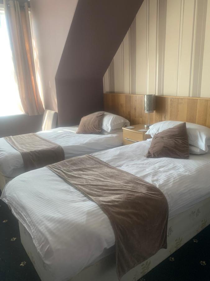 Burnett Arms Otel Inverurie Dış mekan fotoğraf