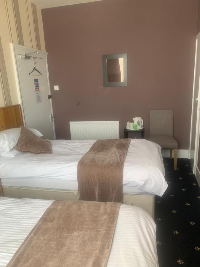 Burnett Arms Otel Inverurie Dış mekan fotoğraf