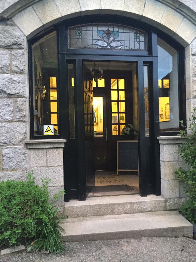 Burnett Arms Otel Inverurie Dış mekan fotoğraf